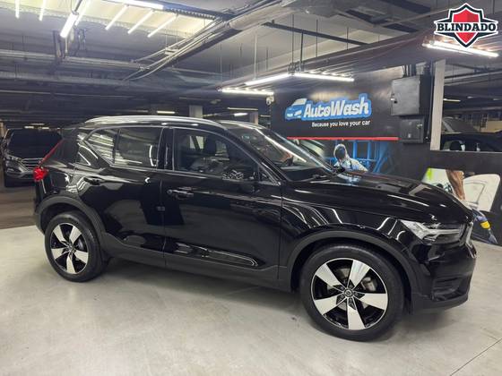 VOLVO XC40 2.0 T4 GASOLINA MOMENTUM GEARTRONIC VOLVO XC40 2.0 T4 GASOLINA MOMENTUM GEARTRONIC